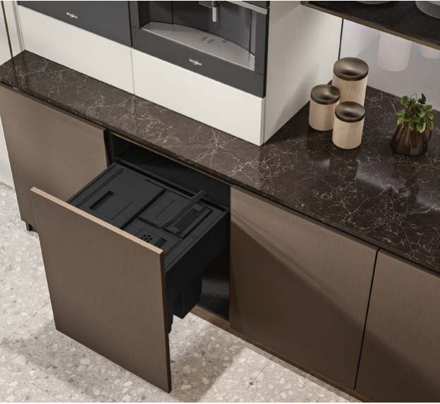 Cucina FAinteriors — cassetto per la raccolta differenziata
