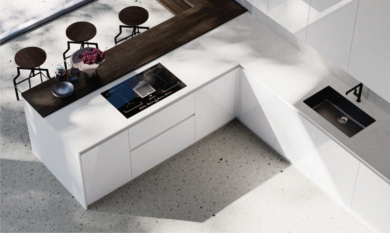 Cucina FAinteriors — isola con piano cottura vista dall'alto