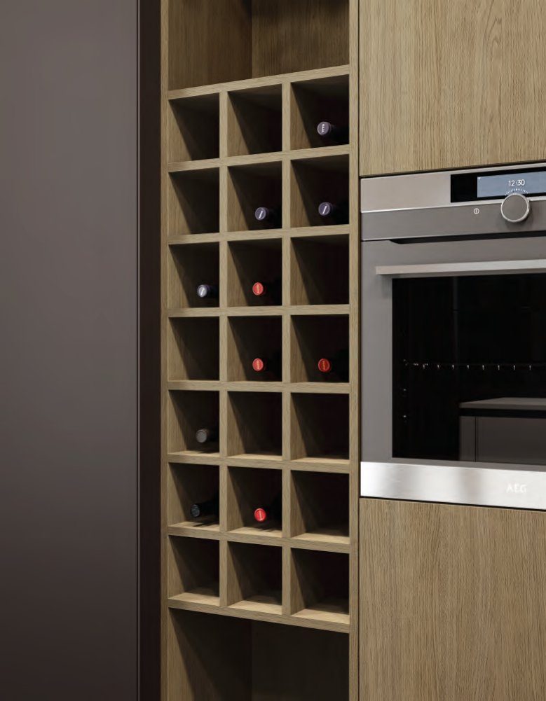 Cucina FAinteriors — cantinetta vini accanto al forno